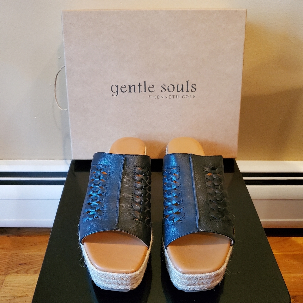 Gentle Souls Black Woven Leather Platform Slide Sandals - Picture 6 of 9